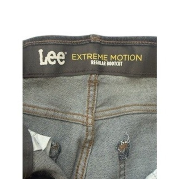 Lee Extreme Motion Regular Bootcut Jeans Dark Wash Comfort Stretch Size 29x32 - Picture 4 of 6